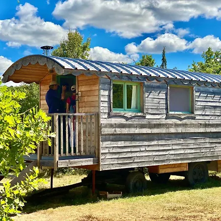 Un Chemin En Quercy Luxury tent Mauroux (Lot)