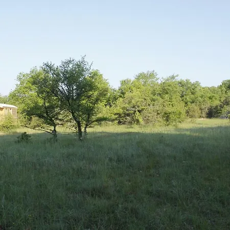 Un Chemin En Quercy Luxury tent *