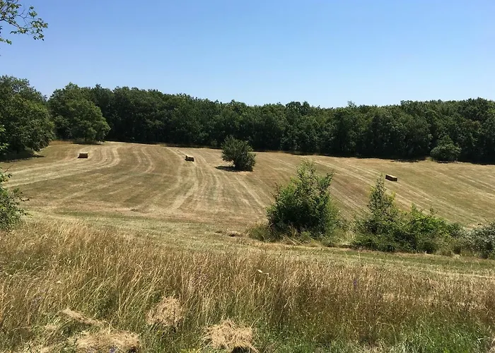 Un Chemin En Quercy فندق
